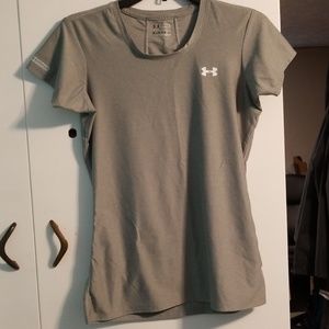 Under Armour fitted tee
